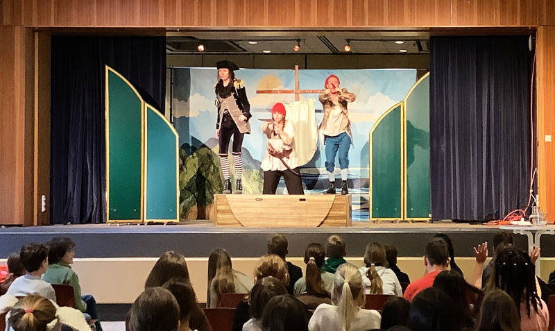 Schauspieler*innen der "White Horse Company"